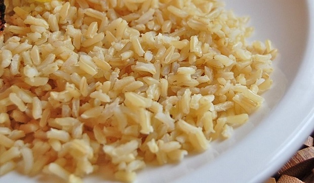 Οι Συνταγές της Αναστασίας !!Ρύζι σπυρωτό (κίτρινο)