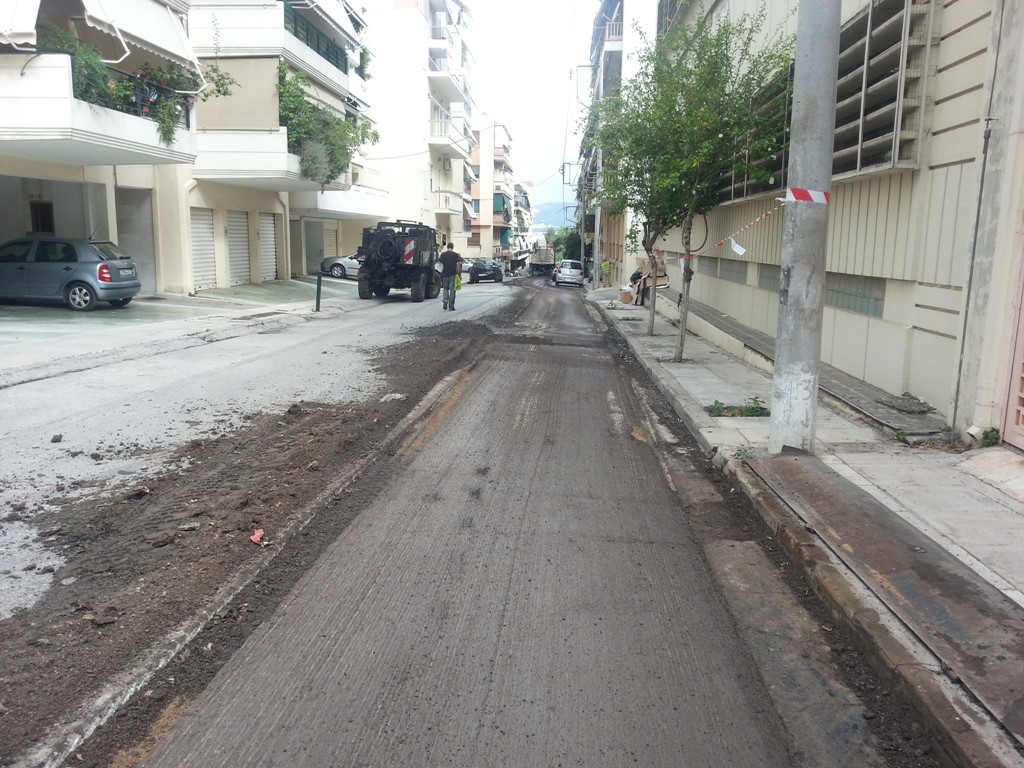 Ξεκίνησαν οι εργασίες σε δρόμους του Δήμου Γαλατσίου