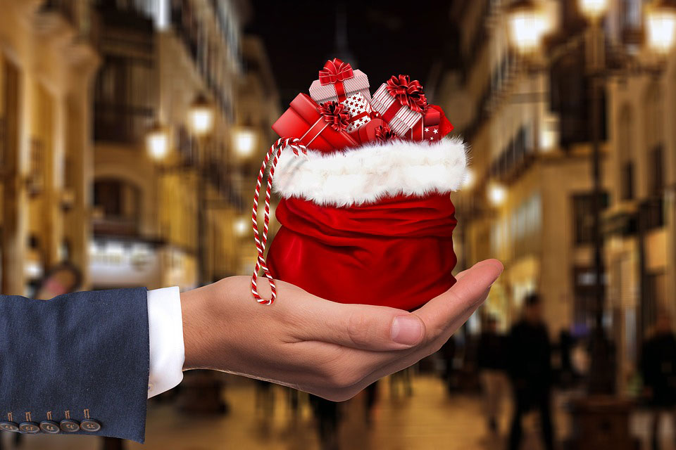 Προτεινόμενο Εορταστικό Ωράριο Χριστουγέννων 2017 απο τον Εμπορικό Σύλλογο Αθηνών