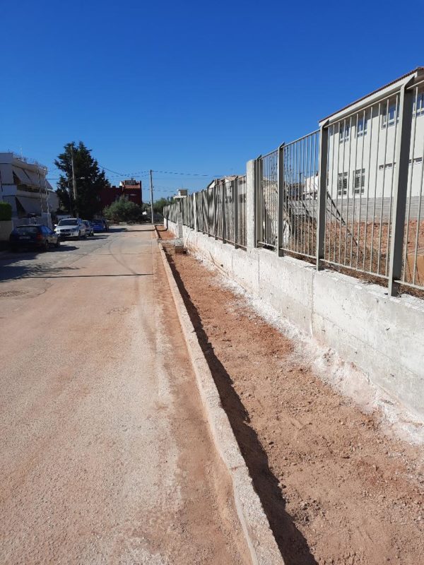 Δήμος Ελευσίνας : Σε εξέλιξη η κατασκευή πεζοδρομίων σε Μαγούλα