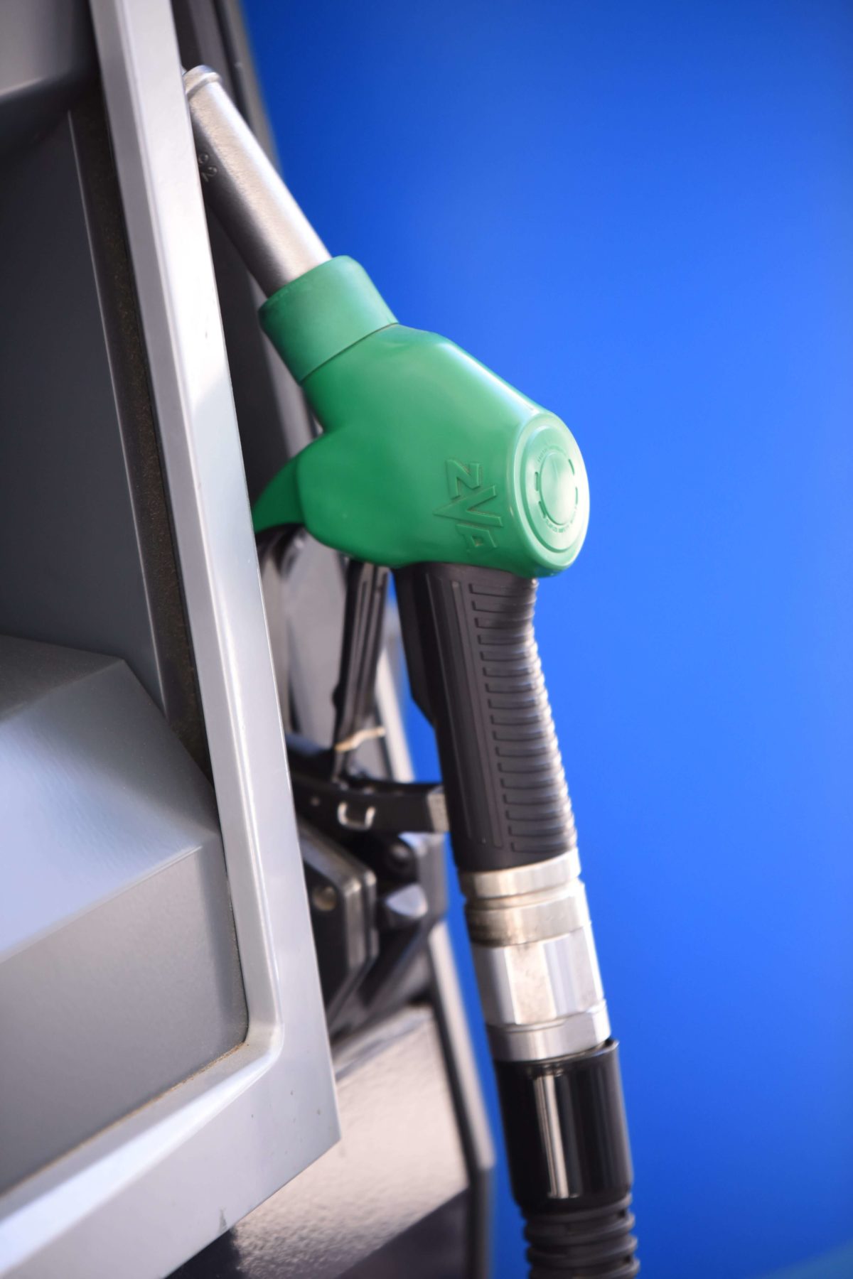 Στα ύψη η τιμή της βενζίνης – Τι λέει η πρόεδρος Βενζινοπωλών Αττικής