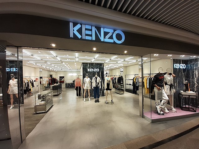 O NIGO ορίστηκε καλλιτεχνικός διευθυντής του KENZO