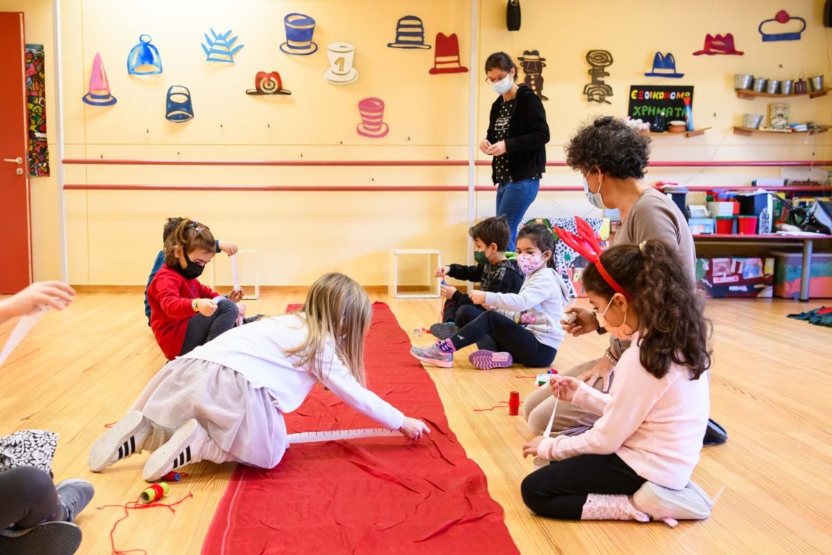 Δωρεάν μαθήματα παραδοσιακών χορών,  μουσικά και περιβαλλοντικά εργαστήρια για παιδιά ηλικίας 6-12 ετών από τον Δήμο Αθηναίων