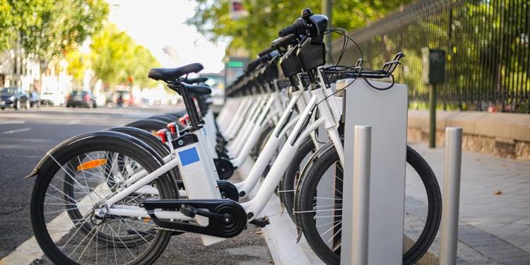 Εγκρίθηκε η χρηματοδότηση του Δήμου Διονύσου με ποσό 318.000 € για την προμήθεια ηλεκτρικών ποδηλάτων